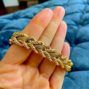 Neiman Marcus Dallas 12K GF (gold filled) Clasp Bracelet